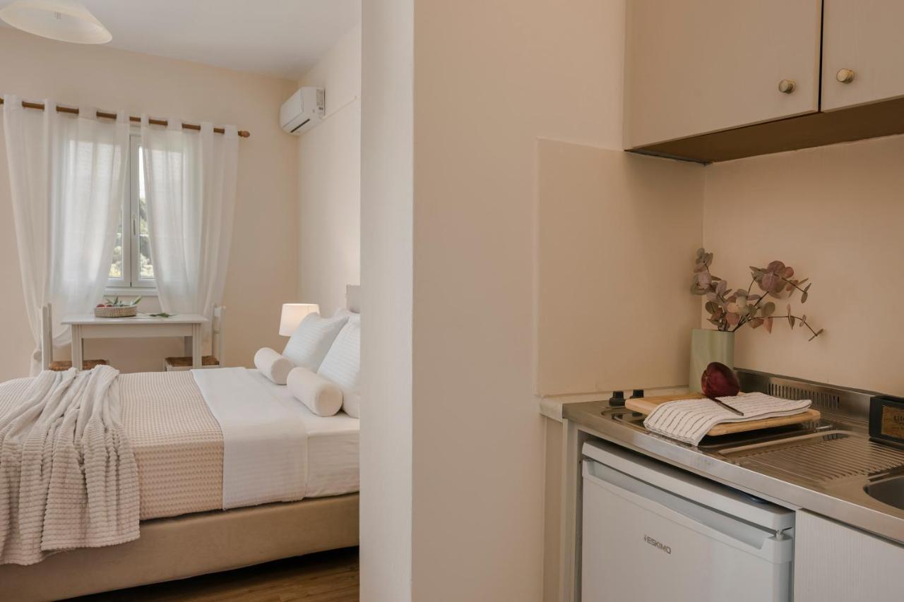 Theros Retreat Spartia  Zewnętrze zdjęcie