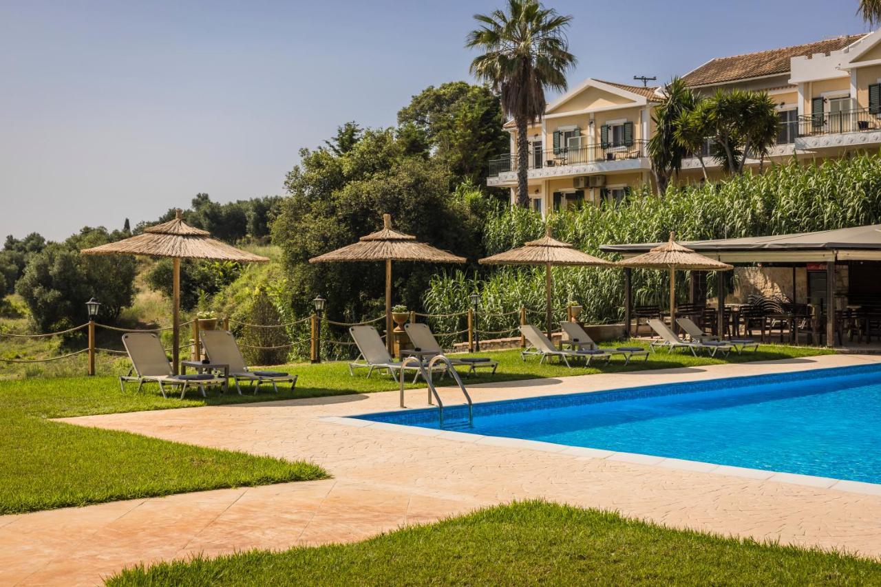 Theros Retreat Spartia  Zewnętrze zdjęcie